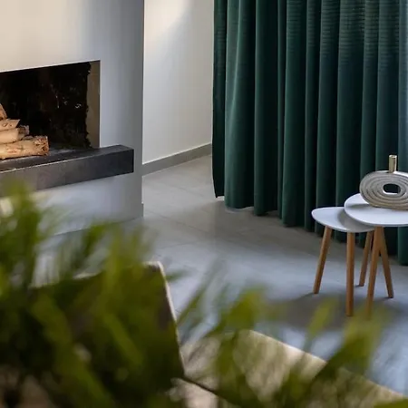 Central, Parking, Play Area, 1km To The Sea Apartman Iráklio